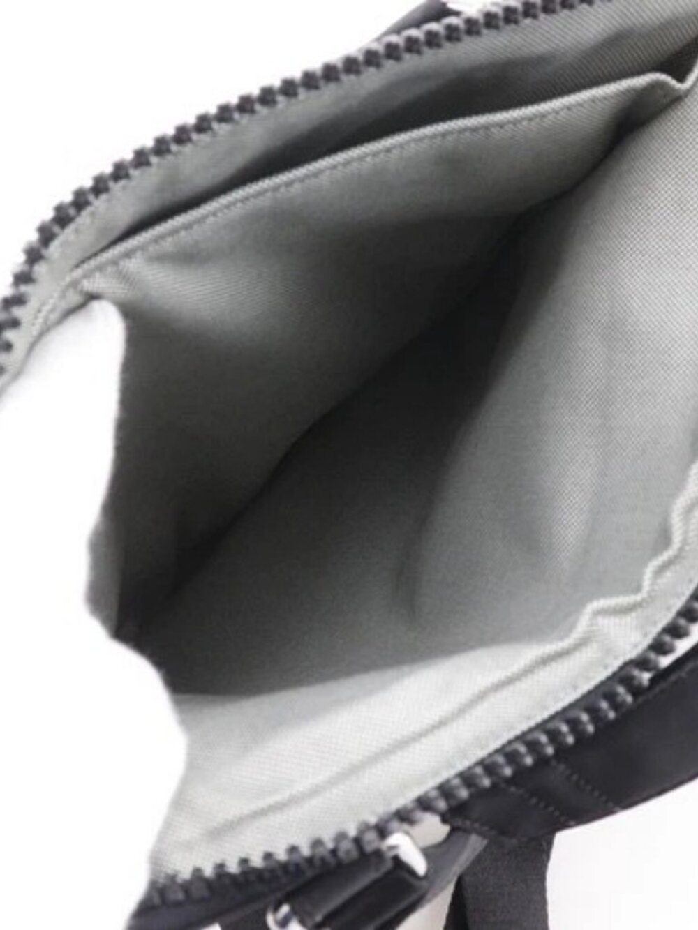 COLE HAAN Grand Ambition Small Backpack Daypack convertible 3WAY black Nyl... - Picture 6 of 12
